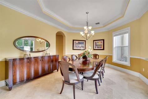 11001 SW 75th Court Pinecrest FL 33156