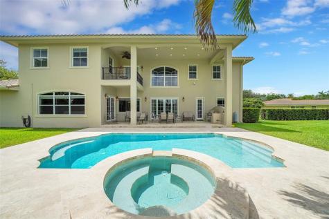11001 SW 75th Court Pinecrest FL 33156