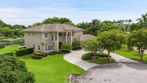 11001 SW 75th Court Pinecrest FL 33156