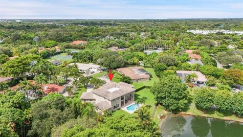 11001 SW 75th Court Pinecrest FL 33156