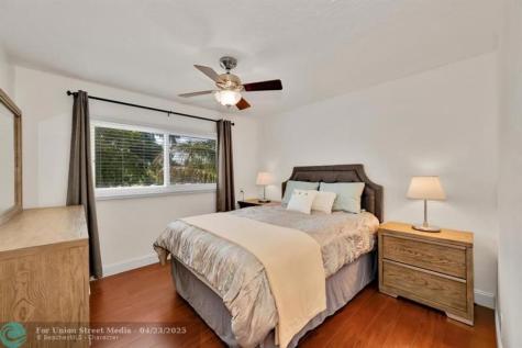 1771 NE 35th Street Oakland Park FL 33334