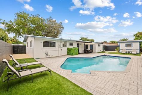 409 NW 27th Street Wilton Manors FL 33311