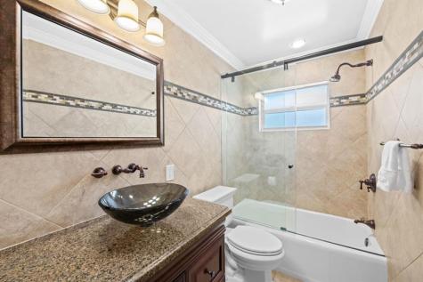 409 NW 27th Street Wilton Manors FL 33311