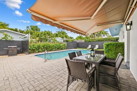409 NW 27th Street Wilton Manors FL 33311