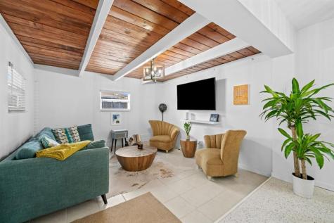 409 NW 27th Street Wilton Manors FL 33311