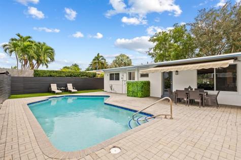 409 NW 27th Street Wilton Manors FL 33311