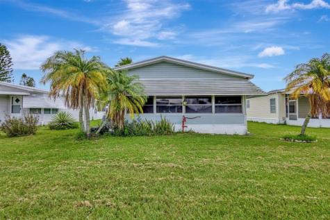 6555 Spanish Lakes Boulevard Fort Pierce FL 34951