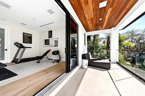 1520 SE 10th Street Fort Lauderdale FL 33316