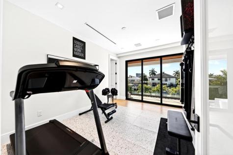 1520 SE 10th Street Fort Lauderdale FL 33316