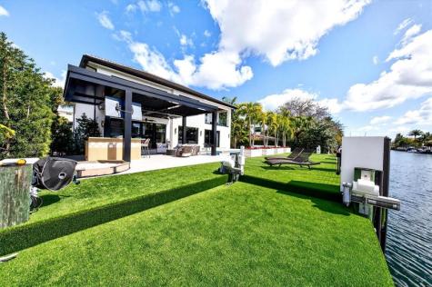 1520 SE 10th Street Fort Lauderdale FL 33316