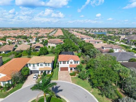 11725 Bayview Circle Parkland FL 33076