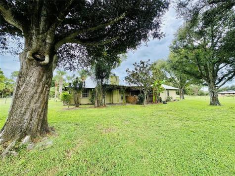 395 SW 30th Terrace Okeechobee FL 34974