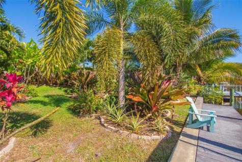460 NE Cornwall Avenue Port St Lucie FL 34983