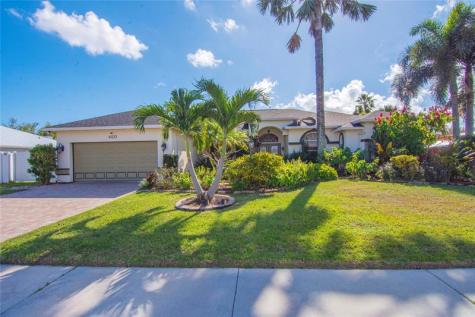 460 NE Cornwall Avenue Port St Lucie FL 34983