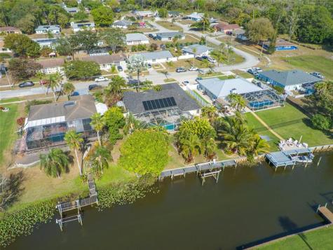 460 NE Cornwall Avenue Port St Lucie FL 34983