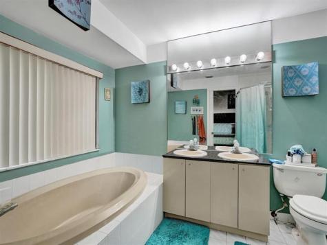 7380 NW 39th Street Lauderhill FL 33319