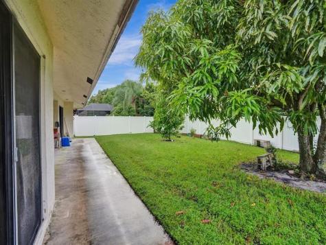 7380 NW 39th Street Lauderhill FL 33319