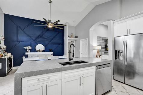 5137 Heron Place Coconut Creek FL 33073