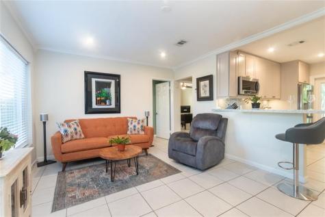 704 NE 14th Place Fort Lauderdale FL 33304