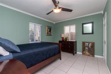 704 NE 14th Place Fort Lauderdale FL 33304