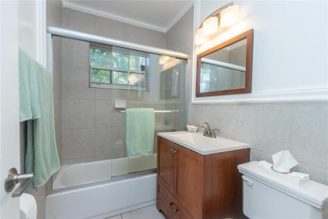 704 NE 14th Place Fort Lauderdale FL 33304