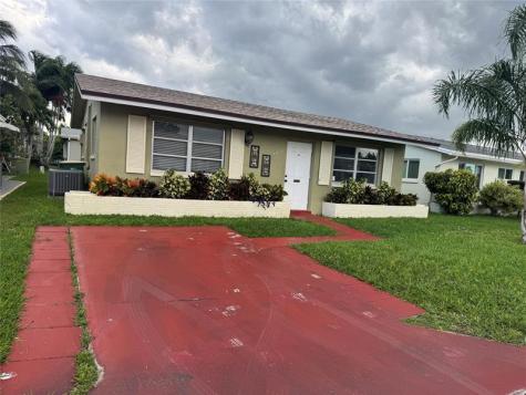 4938 NW 54th Court Tamarac FL 33319