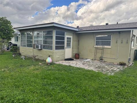 4938 NW 54th Court Tamarac FL 33319