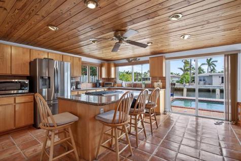 900 SE 3rd Terrace Pompano Beach FL 33060