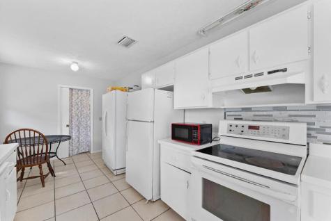 636 SW Eyerly Avenue Port St Lucie FL 34983