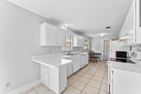 636 SW Eyerly Avenue Port St Lucie FL 34983