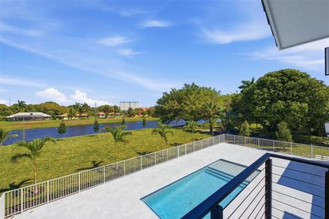 3716 Embassy Drive West Palm Beach FL 33401