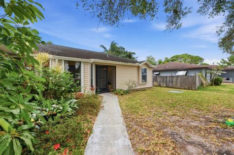 1258 SW Cynthia Street Port St Lucie FL 34983