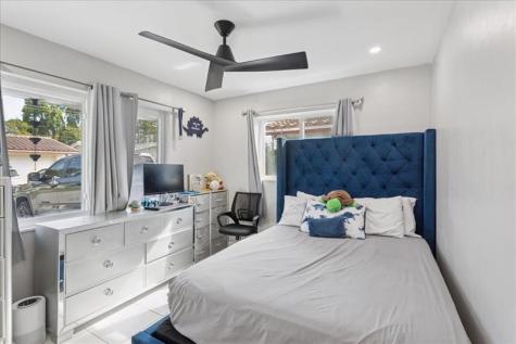 4805 NW 25th Terrace Fort Lauderdale FL 33309