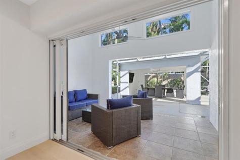 735 NE 6th Street Boca Raton FL 33432