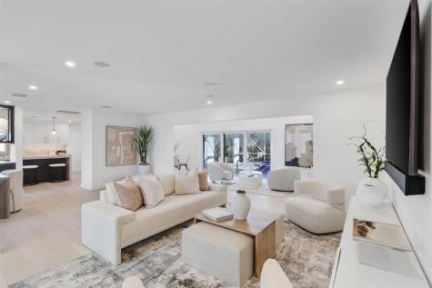 735 NE 6th Street Boca Raton FL 33432
