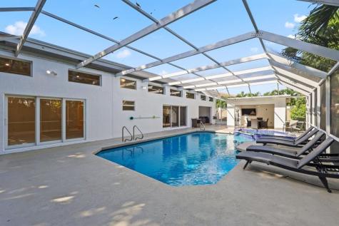 735 NE 6th Street Boca Raton FL 33432