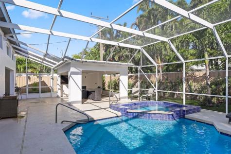 735 NE 6th Street Boca Raton FL 33432