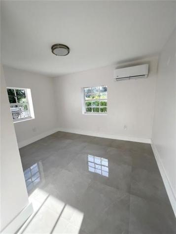 2340 NW 99th Terrace Miami FL 33147