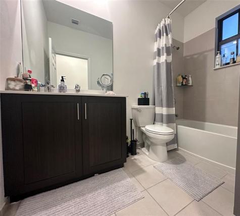 3465 W 110th Terrace Hialeah FL 33018