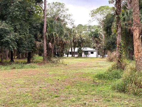 5225 SW Ludlum Street Palm City FL 34990