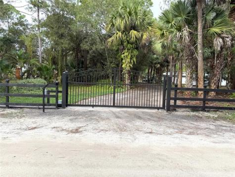 5225 SW Ludlum Street Palm City FL 34990