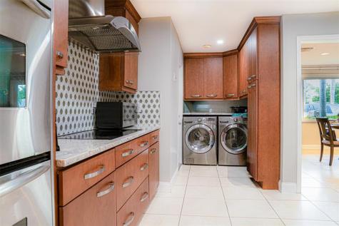 4131 Bayview Drive Fort Lauderdale FL 33308