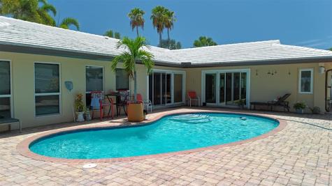 4131 Bayview Drive Fort Lauderdale FL 33308