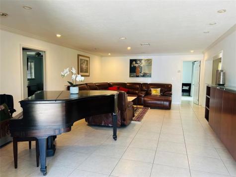 4131 Bayview Drive Fort Lauderdale FL 33308