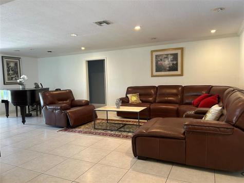4131 Bayview Drive Fort Lauderdale FL 33308
