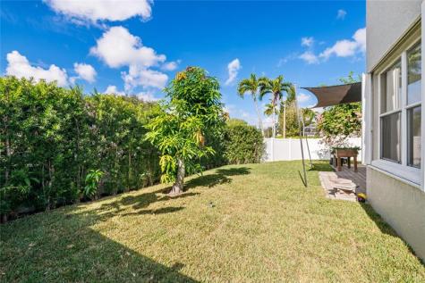 1337 Fairfax Circle Boynton Beach FL 33436