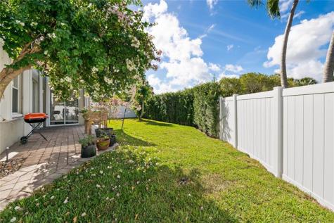 1337 Fairfax Circle Boynton Beach FL 33436