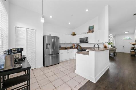 1337 Fairfax Circle Boynton Beach FL 33436