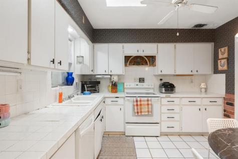 1610 NE 47th Street Oakland Park FL 33334