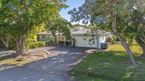 1610 NE 47th Street Oakland Park FL 33334